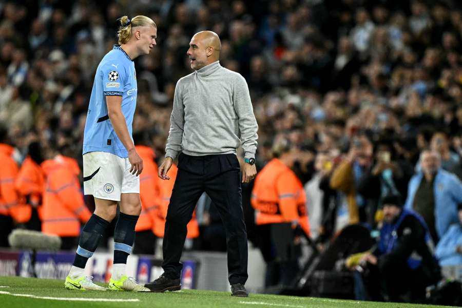 Pep Guadiola e Erling Haaland