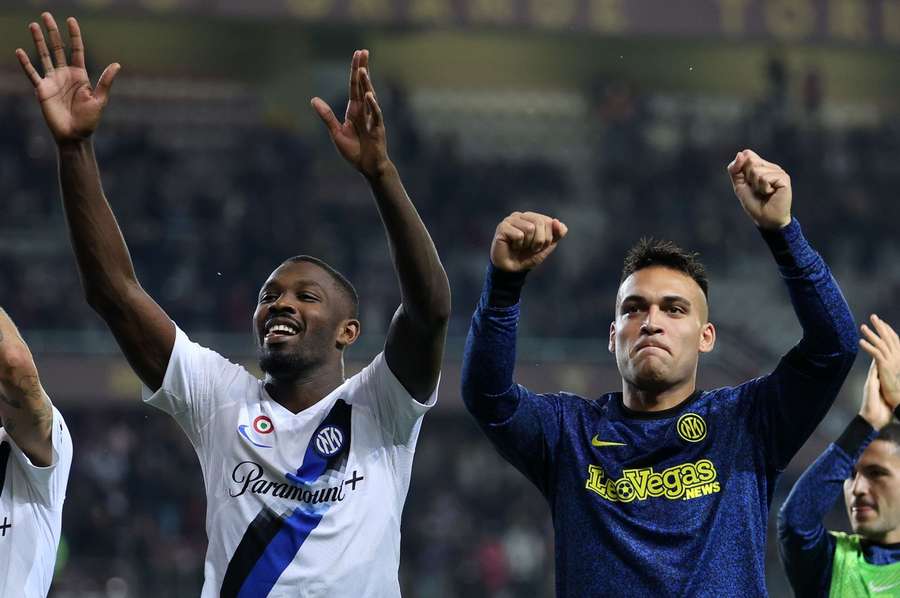 Inters Sturmduo Marcus Thuram (l.) und Lautaro Martinez (r.).
