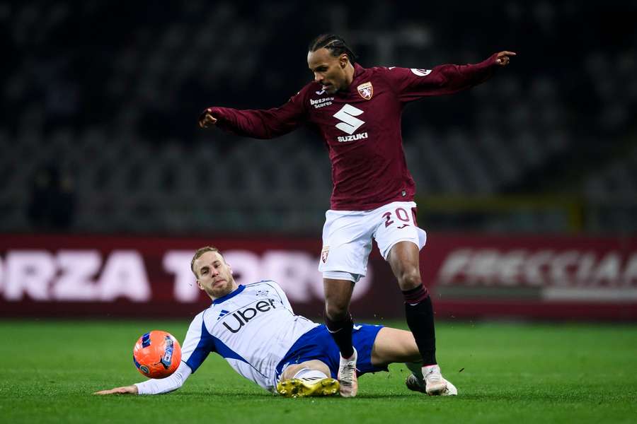 Valentino Lazaro im Spiel gegen Como Calcio Valentino Lazaro im Spiel gegen Como Calcio