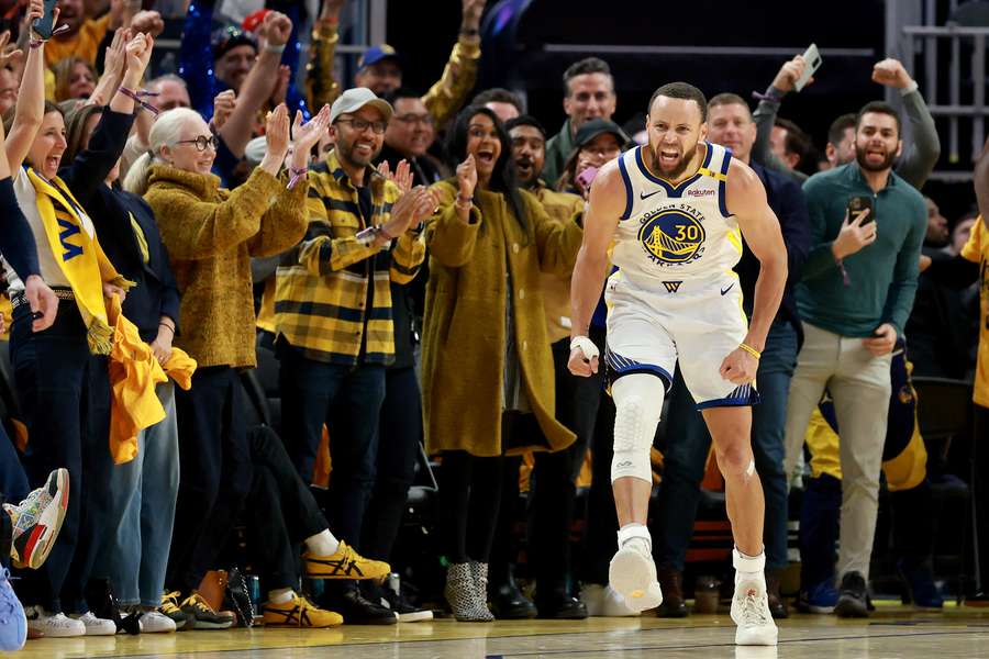 Steph Curry resolveu no final