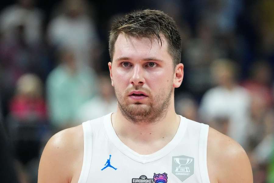 Astro da NBA Luka Doncic lança seu "clone virtual" no TikTok