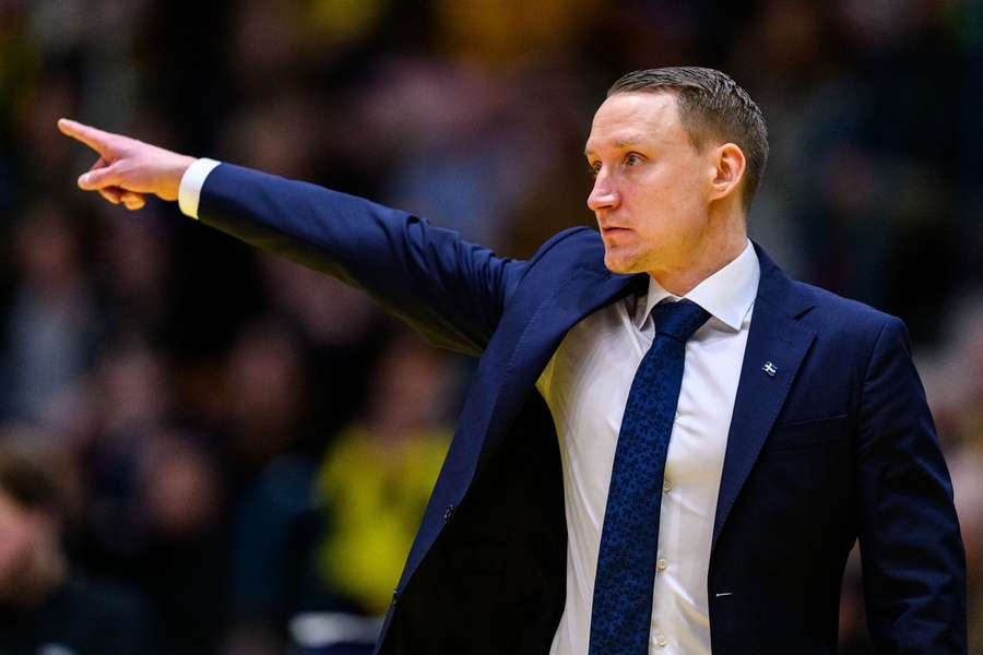Mikko Riipinen in seinem Zweitamt als schwedischer Nationaltrainer.