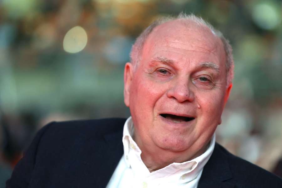 Uli Hoeneß espera que Florian Wirtz se mude para o FC Bayern