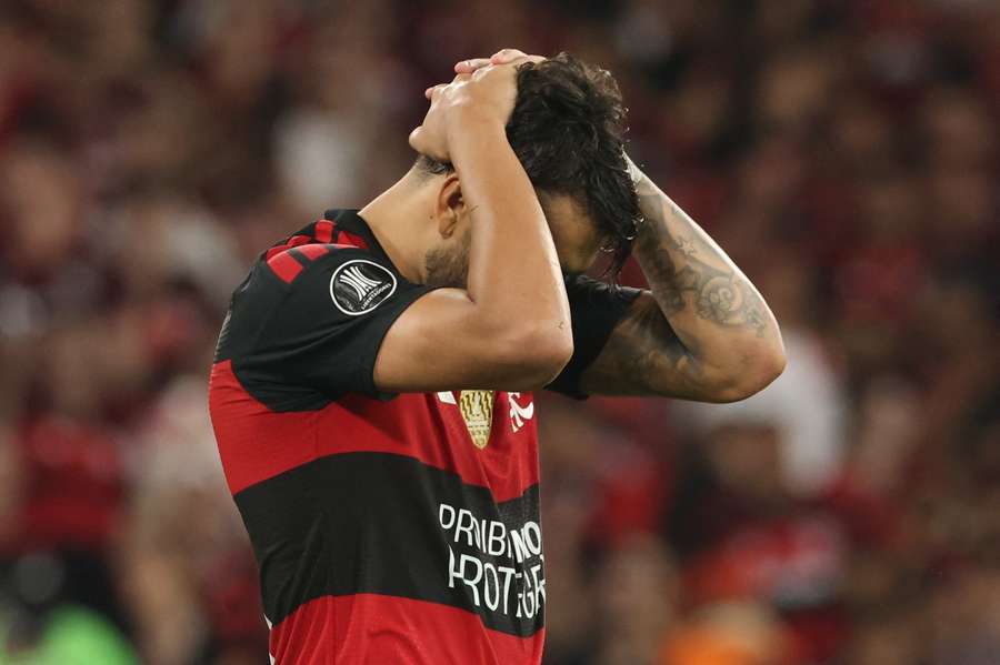 Lucas Paquetá desperdiçou um pênalti na disputa contra o Estudiantes Lucas Paquetá desperdiçou um pênalti na disputa contra o Estudiantes