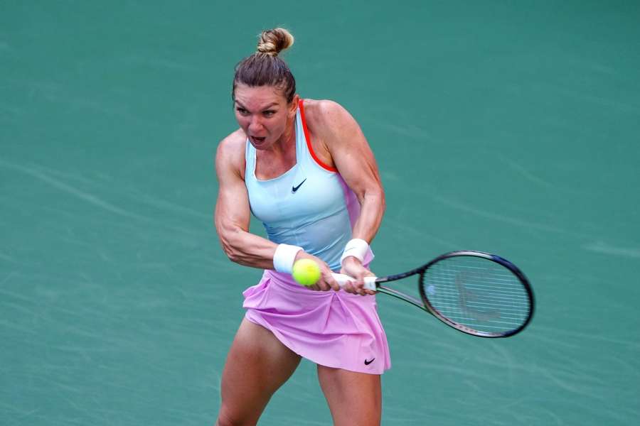 Simeona Halep, apartada de las pistas por un tiempo