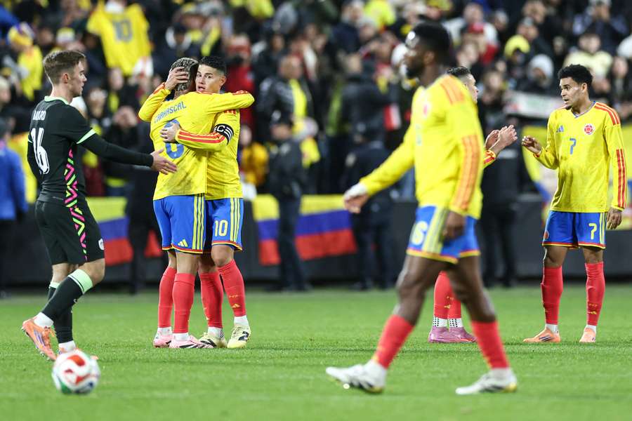 Colombia goleó a Australia Colombia goleó a Australia