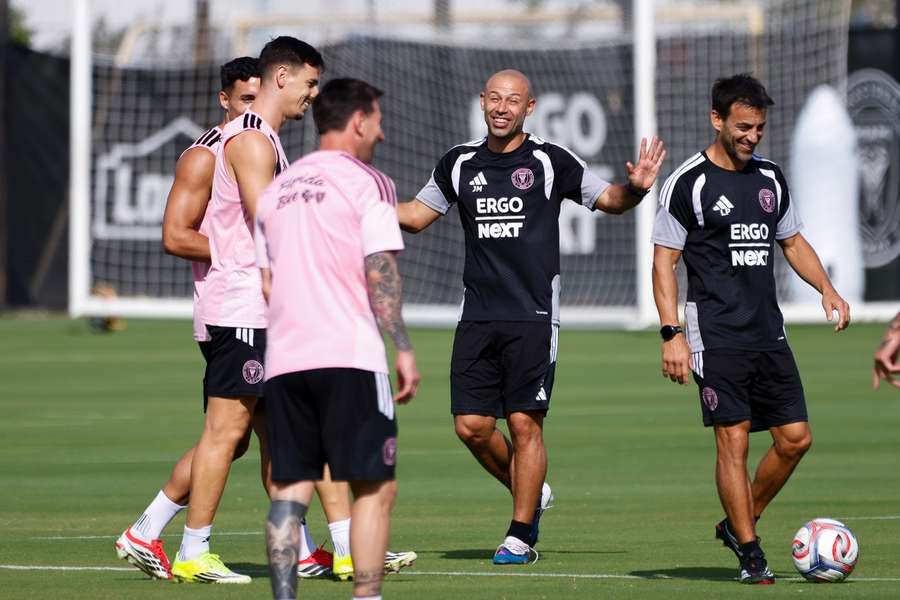 Mascherano și  Messi la antrenamente