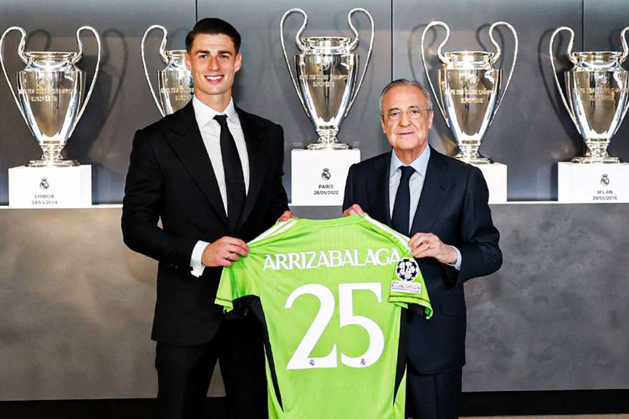 Kepa Arrizabalaga deixou o Chelsea por empréstimo para substituit Thibaut Cortouis