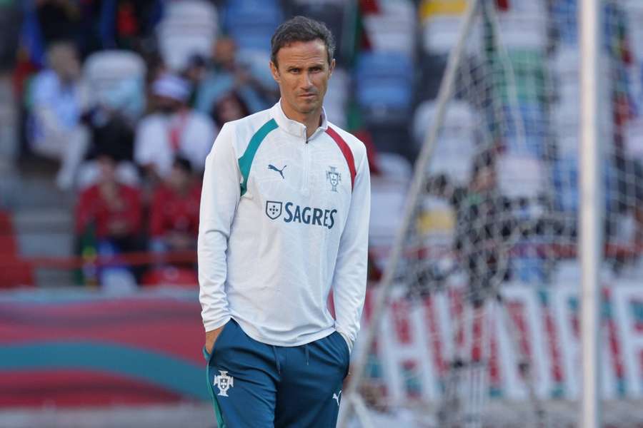 Ricardo Carvalho é adjunto de Roberto Martínez na seleção nacional