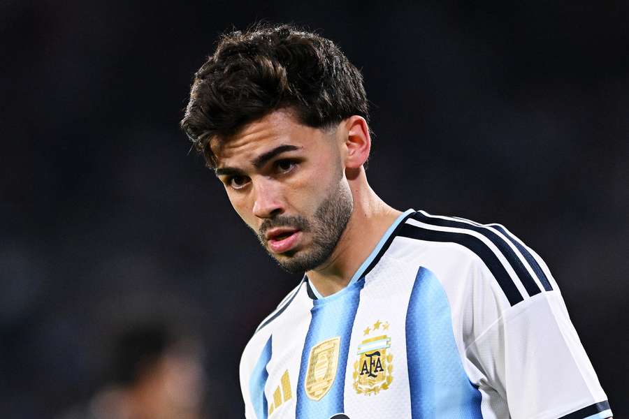 Adversário da Argentina com dificuldades para chegar ao país Adversário da Argentina com dificuldades para chegar ao país