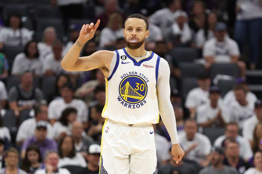 Stephen Curry scoorde 50 punten in Game 7 tegen de Sacramento Kings