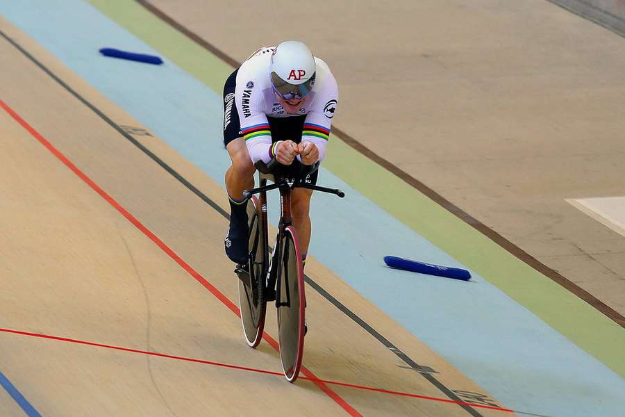 O ciclista holandês Jeffrey Hoogland bateu o recorde mundial de 1 km