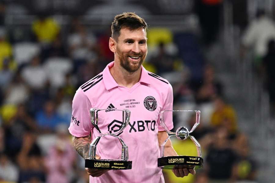 Messi celebra su primer título en EEUU