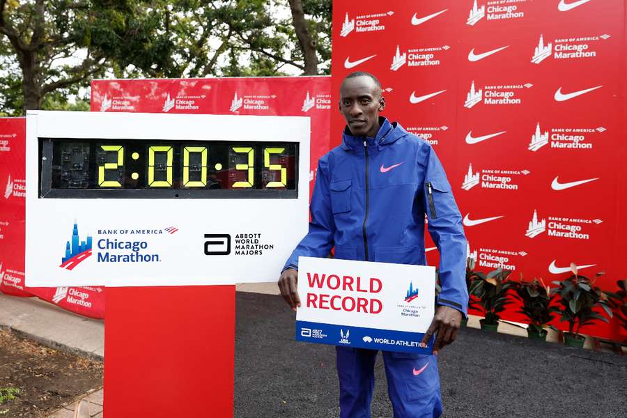 Kelvin Kiptum shattered the marathon world record in Chicago in 2023