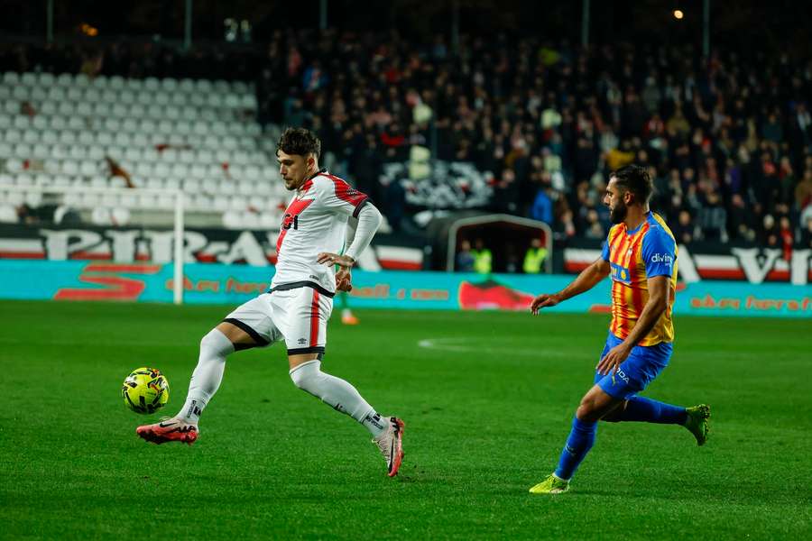 Andrei Rațiu vs. Valencia