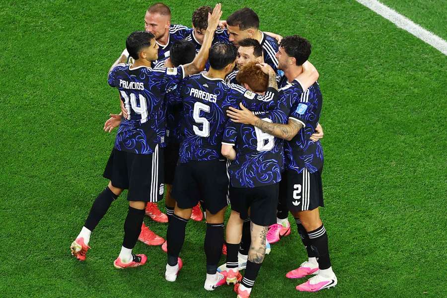 Argentina win all three of their group games.