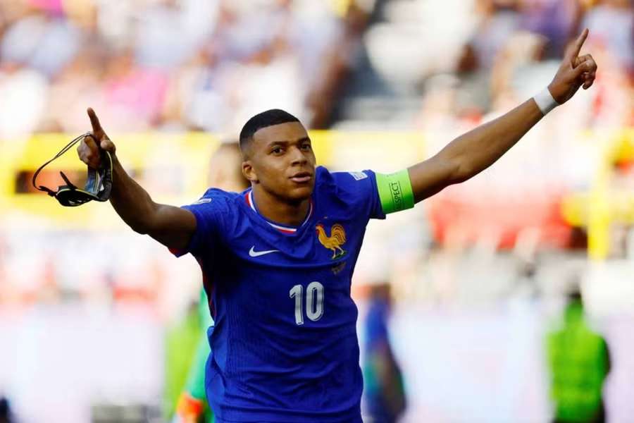 Mbappé deve voltar para a seleção francesa em novembro