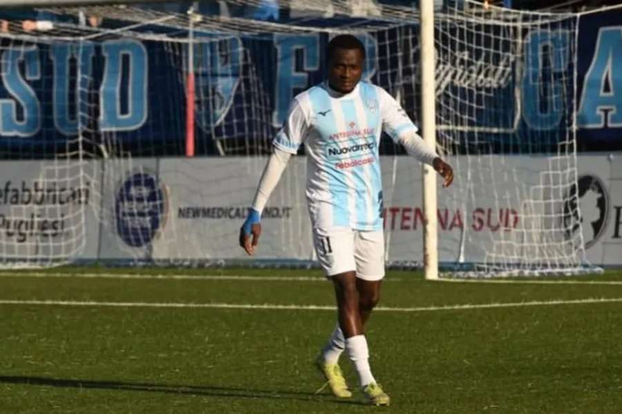 Wedtoin Ouedraogo, lateral-esquerdo de 18 anos do Virtus Francavilla