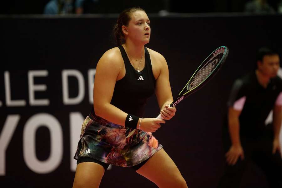WTA Tour Niemeier mit viel Mühe ins Achtelfinale von Linz Flashscore.de