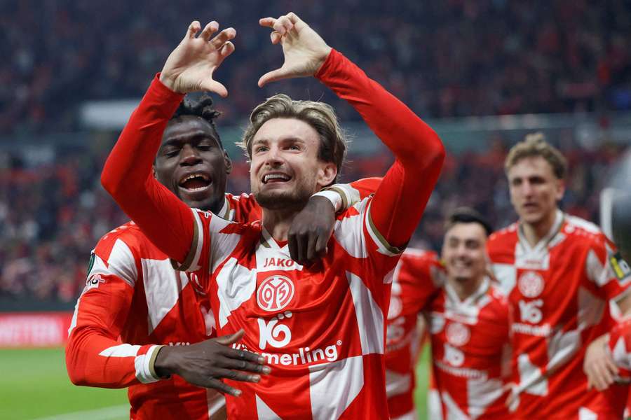 Mayence est qualifié pour les quarts de finale