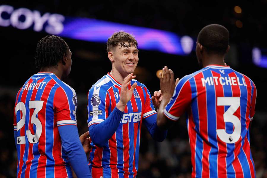 Il Palace festeggia il secondo gol