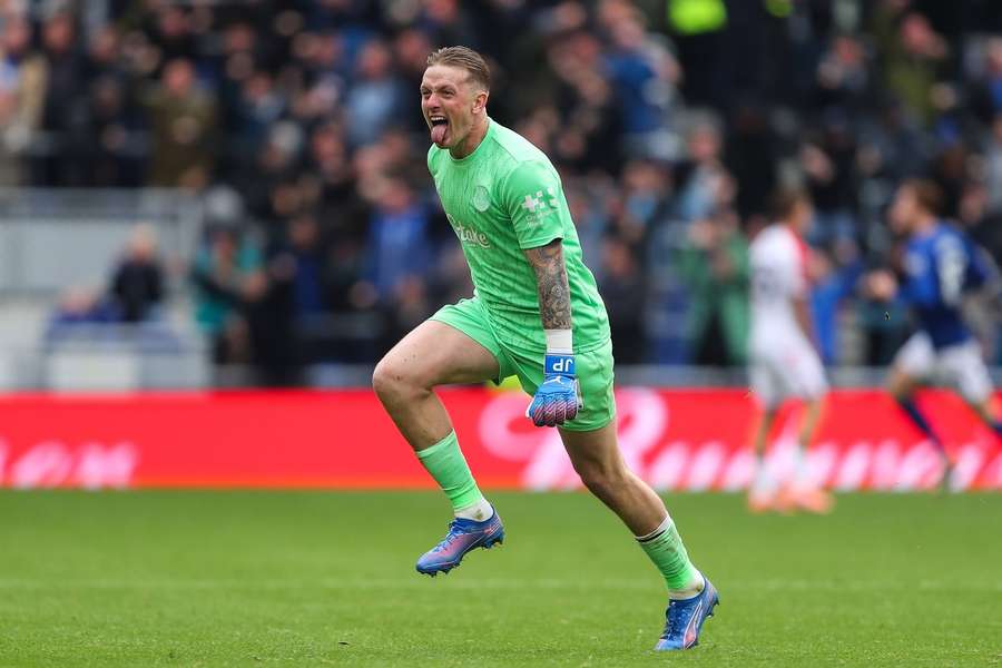 Pickford ostáva na Hill Dickinson Stadium.