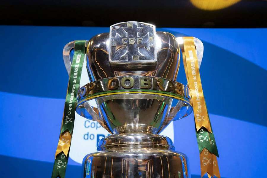 Troféu da Copa do Brasil é a grande ambição dos 16 times que vão avançar às oitavas