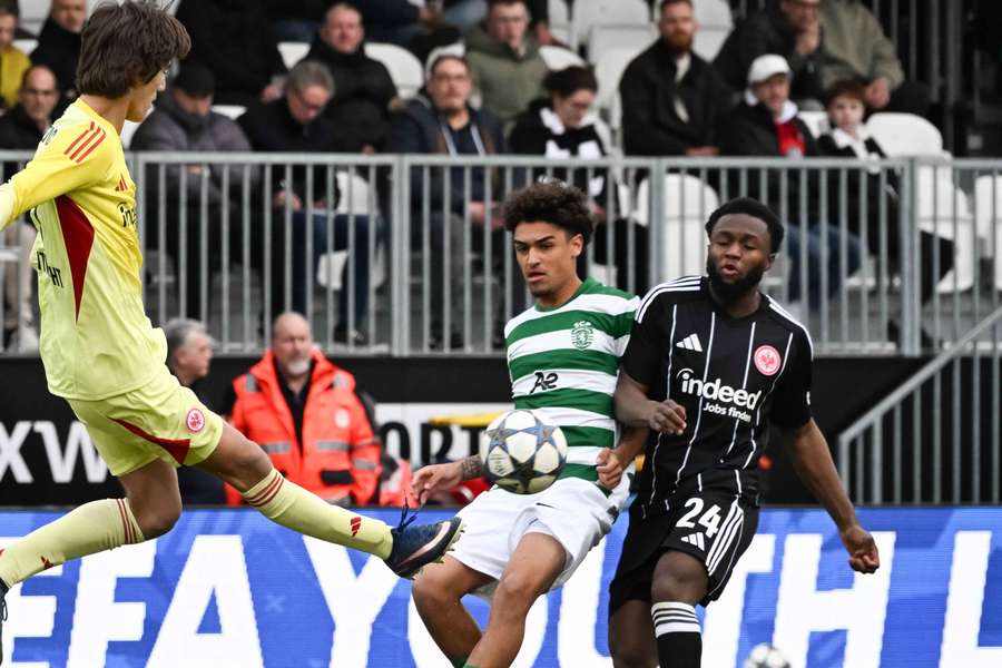 O lance que dá origem ao golo do Sporting