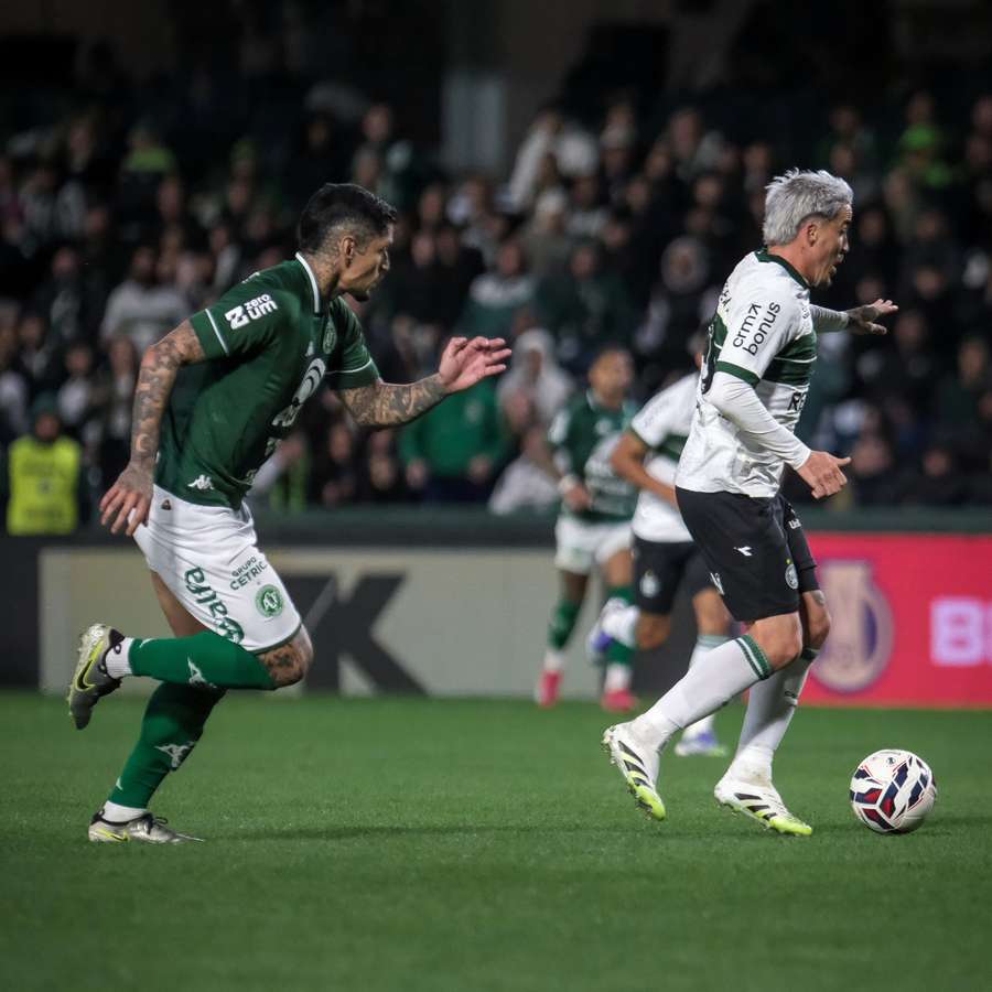 Coritiba e Chapecoense fizeram jogo morno no Couto Pereira