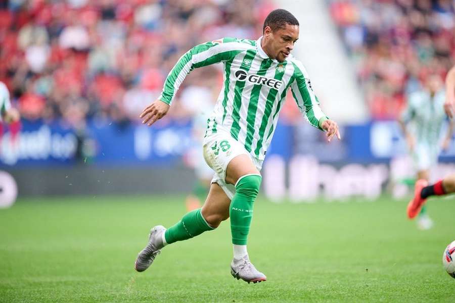 Real Betis reluctant to lose Roque to Palmeiras