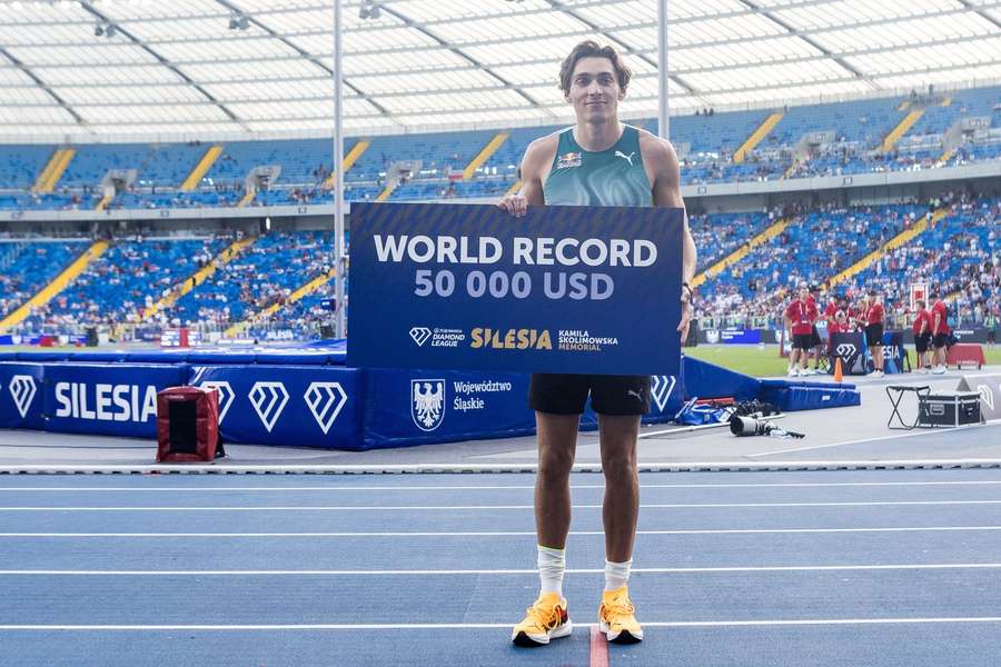 Armand Duplantis sets the new World Record during athletics Wanda Diamond League 