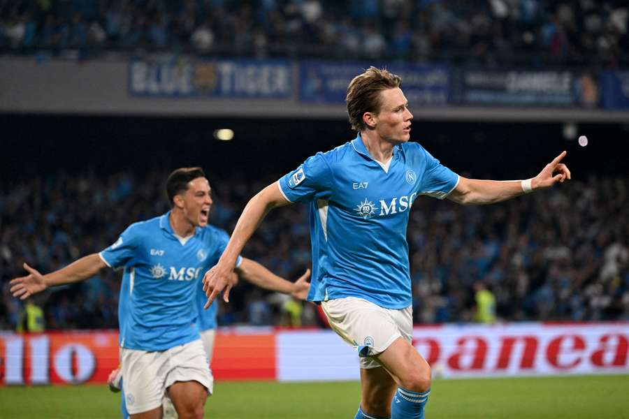 Scott McTominay of Napoli celebrates scoring his team's first goal 