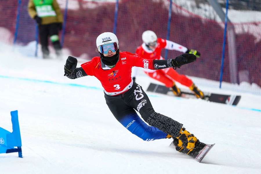 Zuzana Maděrová (v popředí) skončila třetí v paralelním obřím slalomu na SP v Cortině d'Ampezzo. Zuzana Maděrová (v popředí) skončila třetí v paralelním obřím slalomu na SP v Cortině d'Ampezzo.