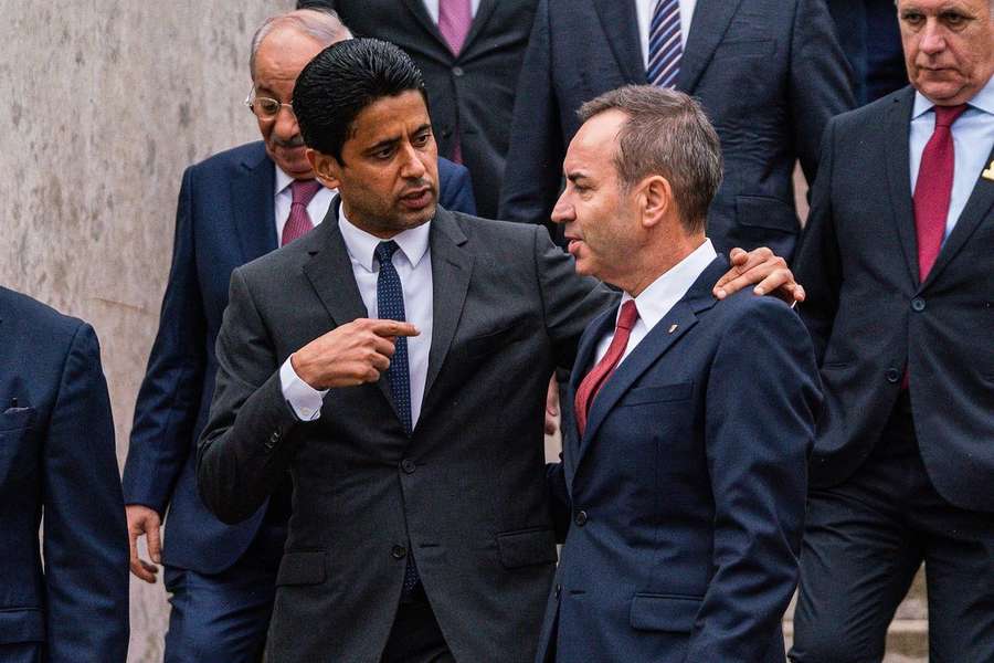 Nasser Al Khelaifi, da QSI, com António Salvador, do SC Braga Nasser Al Khelaifi, da QSI, com António Salvador, do SC Braga