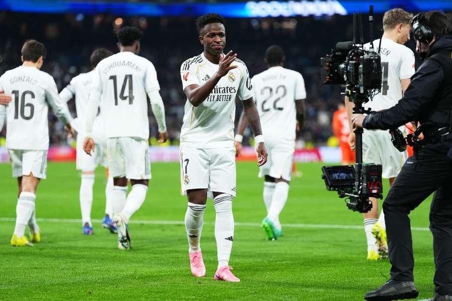 Vinícius celebra uno de sus dos goles