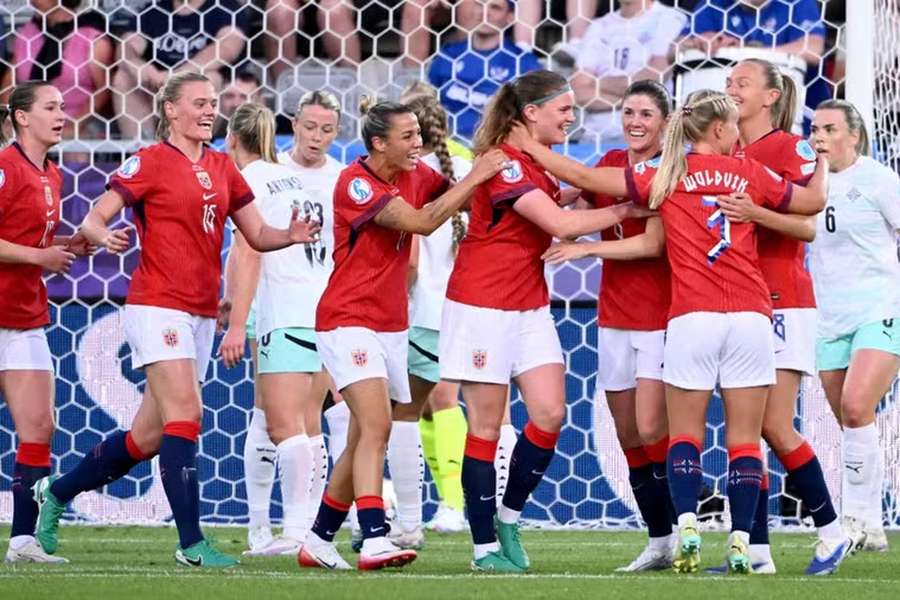 A festa das jogadoras da Noruega