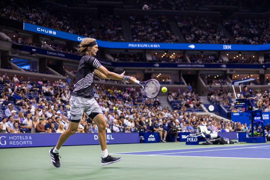 Zverev logró la victoria ante Sinner.