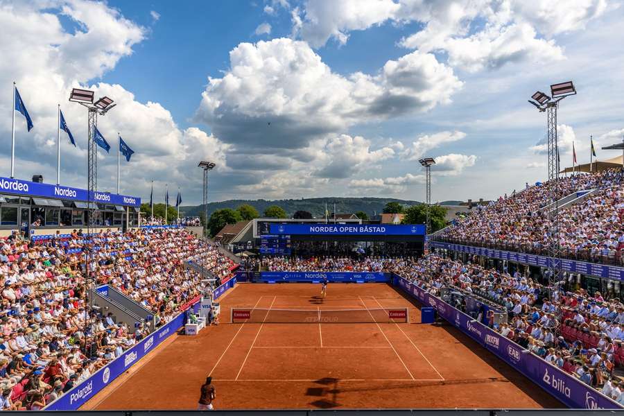 Der Center Court der Nordea Open bei Sonne Der Center Court der Nordea Open bei Sonne