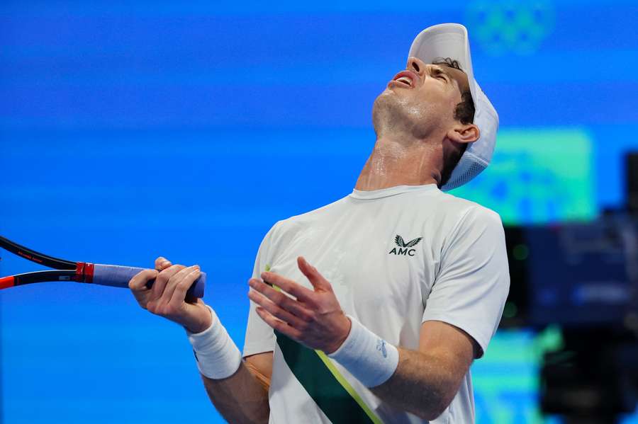Murray se retrage de la Dubai din cauza unei accidentări