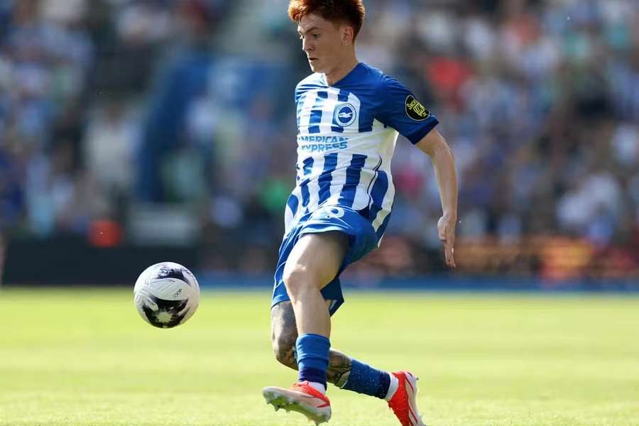 Valentin Barco, lateral argentino do Brighton