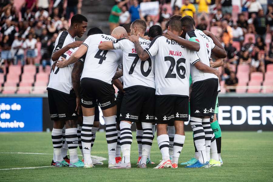 Vasco ouviu vaias da torcida em Uberlândia