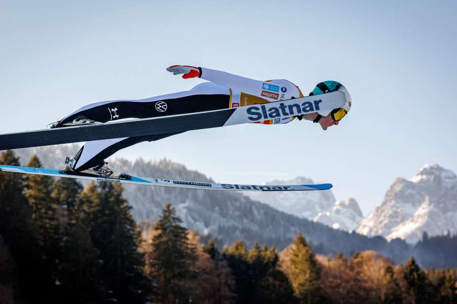 Liegt Prevc auch nach dem Neujahrsspringen in Führung, hat er ausgezeichnete Chancen Liegt Prevc auch nach dem Neujahrsspringen in Führung, hat er ausgezeichnete Chancen