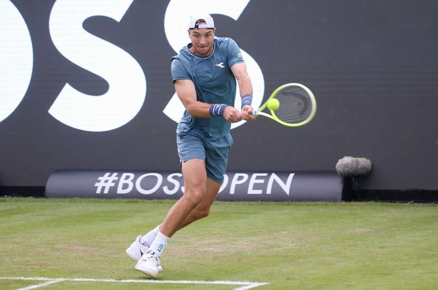 Jan-Lennard Struff souverän im Achtelfinale von Stuttgart