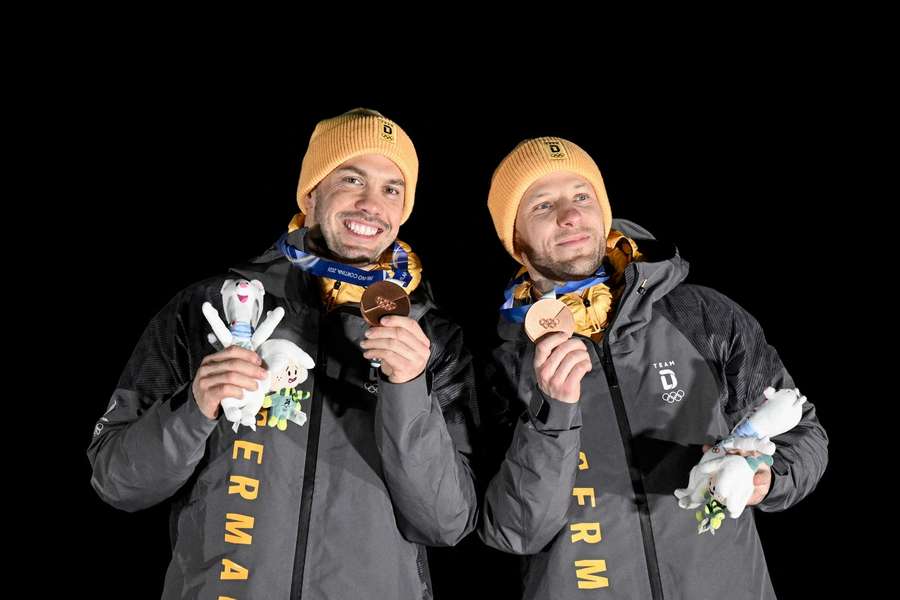 Tobias Wendl und Tobias Arlt bei der Siegerehrung nach dem Doppel-Wettbewerb.