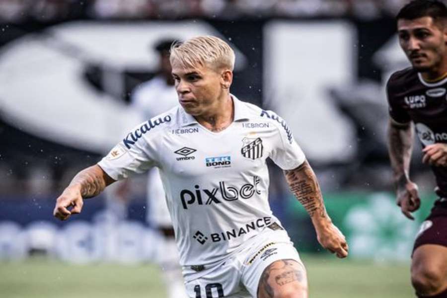 Santos luta, mas fica no empate com Ferroviária e decepciona torcida no Canindé