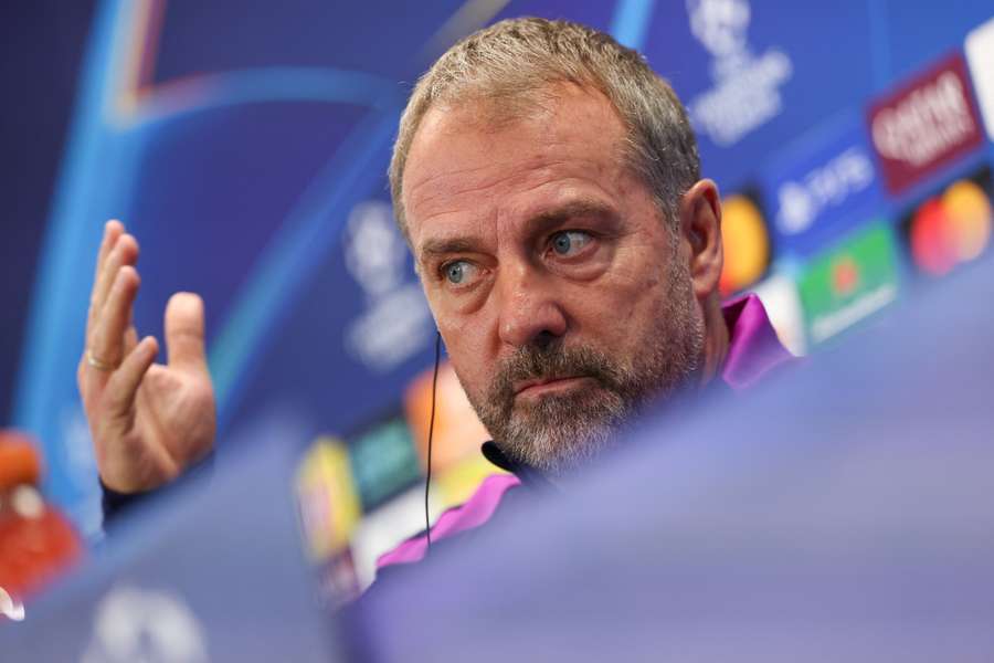 Hansi Flick auf der Pressekonferenz vor dem Spiel gegen Frankfurt Hansi Flick auf der Pressekonferenz vor dem Spiel gegen Frankfurt