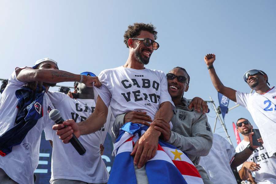 Jorgen Strand Larsen z Norwegii świętuje gola przeciwko Włochom Jorgen Strand Larsen z Norwegii świętuje gola przeciwko Włochom