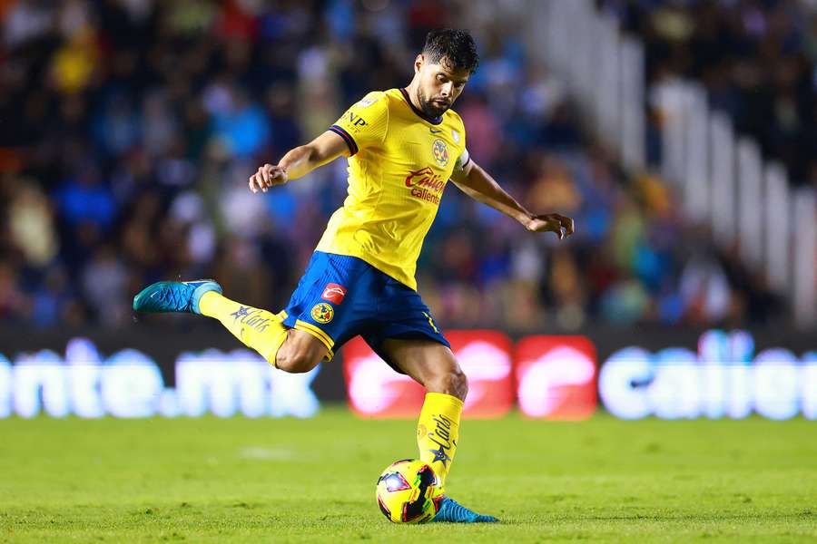 Néstor Araújo representou o América Néstor Araújo representou o América