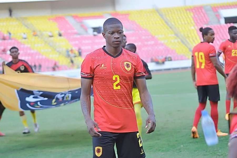 Núrio Fortuna regressou ao Gent para recuperar de lesão