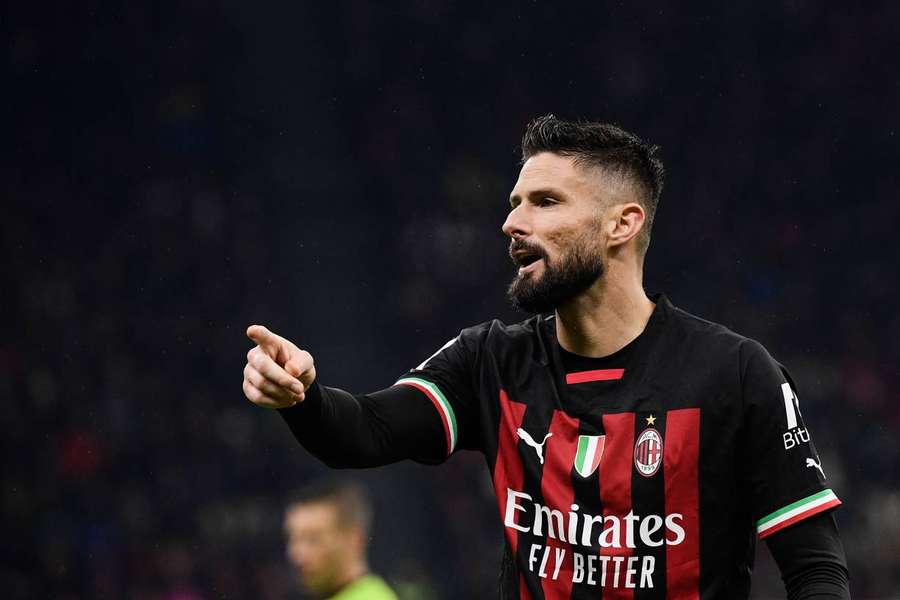 Giroud é um dos principais nomes do ataque do Milan e vem credenciado após uma boa Copa do Mundo